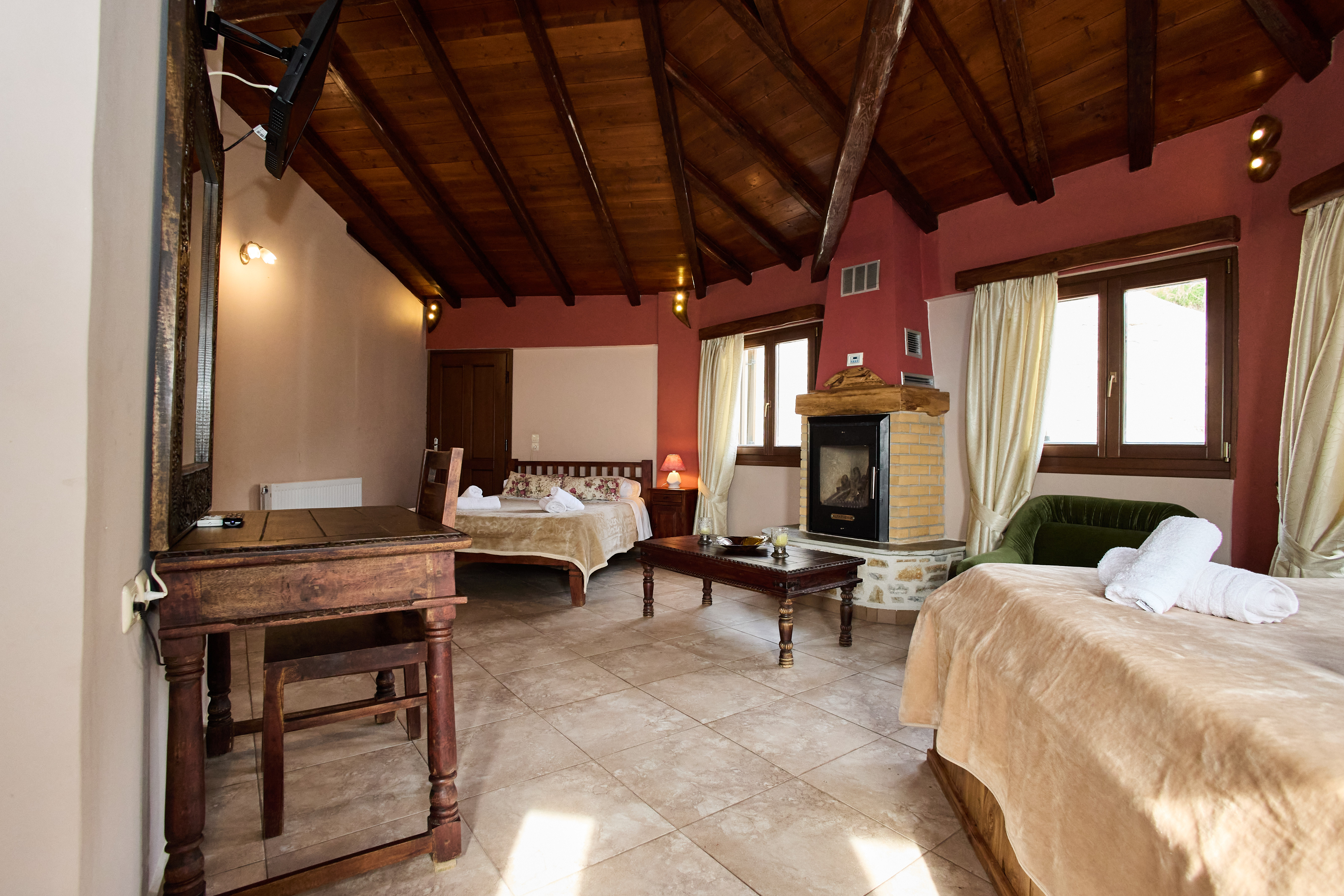Deluxe family suite